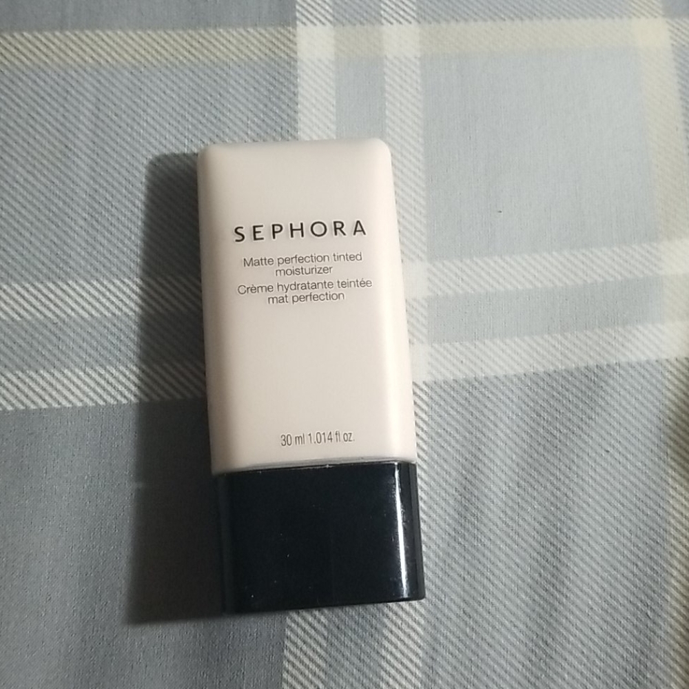Sephora Matte Perfection Tinted Moisturizer